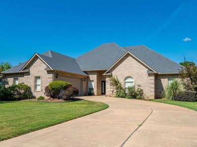 301 Trabecca Cir
