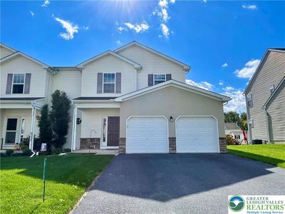 915 Graystone Cir