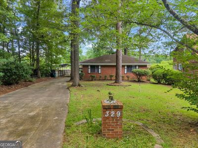 Property at 329 Edgewater Dr, Macon, GA