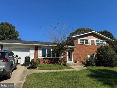 7210 Wessex Dr
