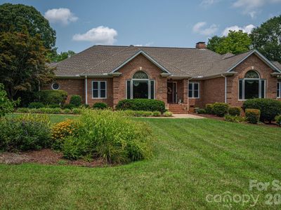 5023 Samuel Pinckney Dr