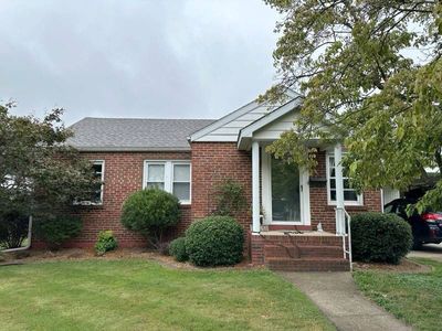 Property at 1103 W Cheffield Dr, Fairfield, IL