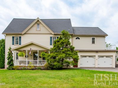 75 Maple Ave