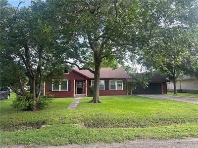215 W Heard St