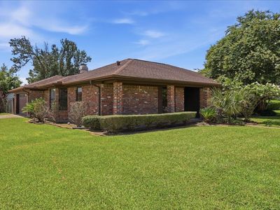 8240 Killian Ln