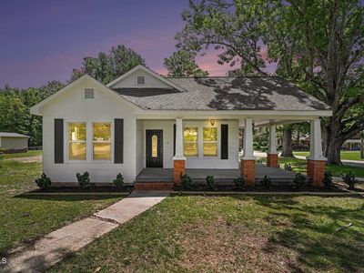207 Old Post Rd