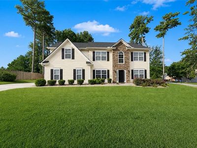 221 Courtland Oaks Dr SW
