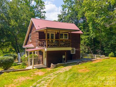 26 W Cowee Woods Ct