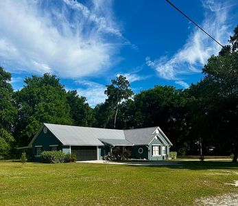 117 Magnolia Dr E