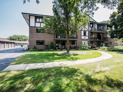 11015 S Theresa Cir APT 3B