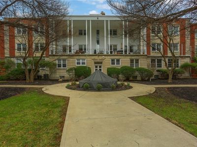 825 Morewood Ave APT G11