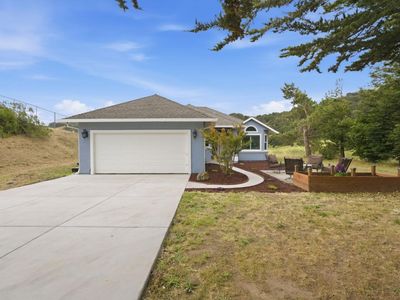 1584 Rocks Rd