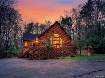 26 E Adirondack Trail