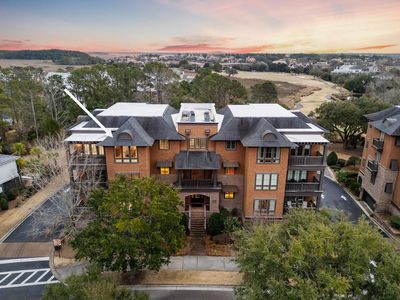 250 Island Park Dr Unit 205