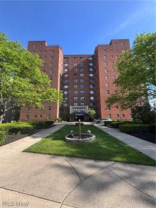 11720 Edgewater Dr APT 1007