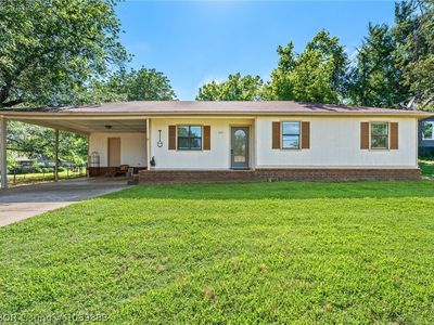529 N Main St