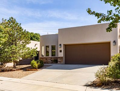 1424 Vinca Trl NE