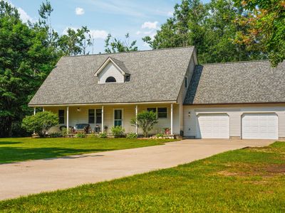 2578 Krys Rd