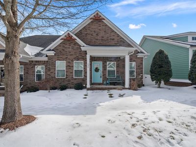 636 Constitution Dr