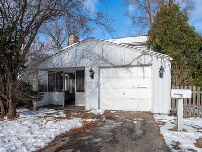 Property at 75 Williamsburg Rd, Evanston, IL