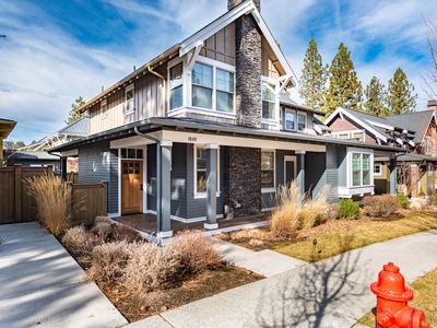 1649 NW William Clark St #12