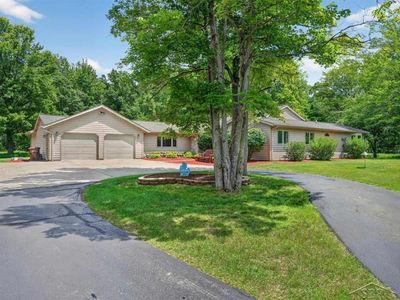 457 E Mier Rd
