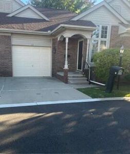 13 Canfield Cir