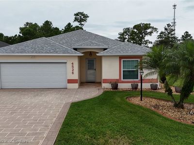 4526 Vantage Cir