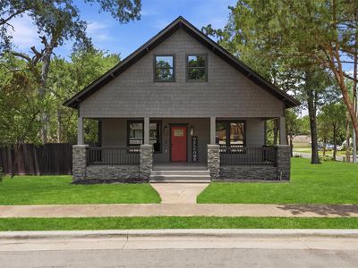 915 N Roberson St