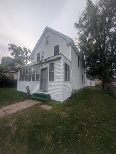588 York Ave