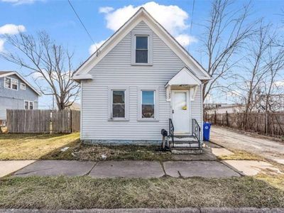 12937 Erwin Ave