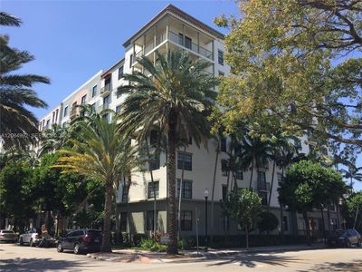 1919 Van Buren St APT 502A