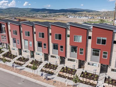 1127 Gambel Oak Way #60