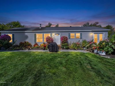 14 Simmons Lane