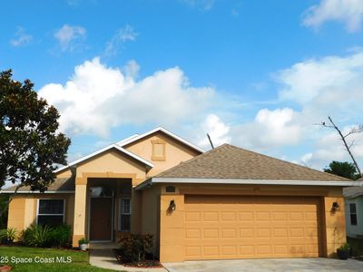 1076 Pine Creek Cir NE