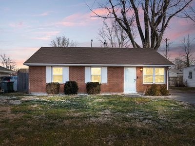 2225 Barron Dr