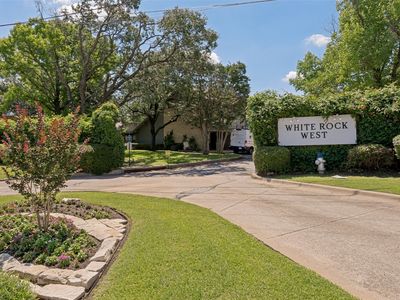 7452 E Northwest Hwy #123