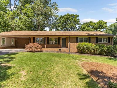 402 Woodley Rd