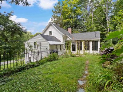 6 Forest Road