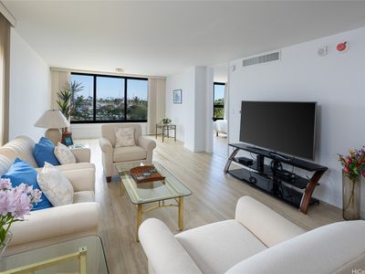 1600 Ala Moana Blvd APT 500