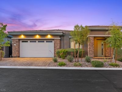 8 Reflection Cove Dr