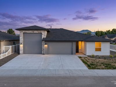2596 E Jonagold Ct