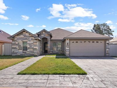 606 NW 8th St