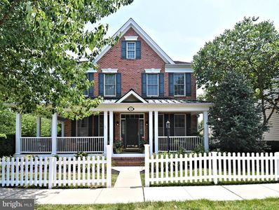 142 Cambridge Pl