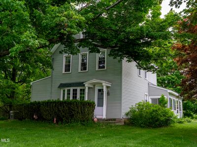62 Paisley Road