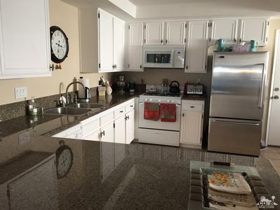 1636 E Paseo De La Palma