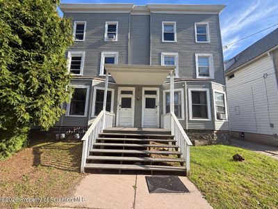 366-368 S River St