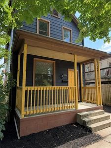 206 3rd St