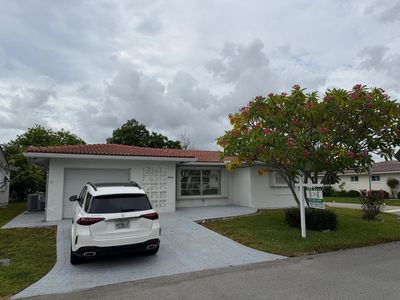 4958 NW 48th Avenue