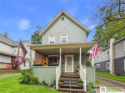 212 N 6th St